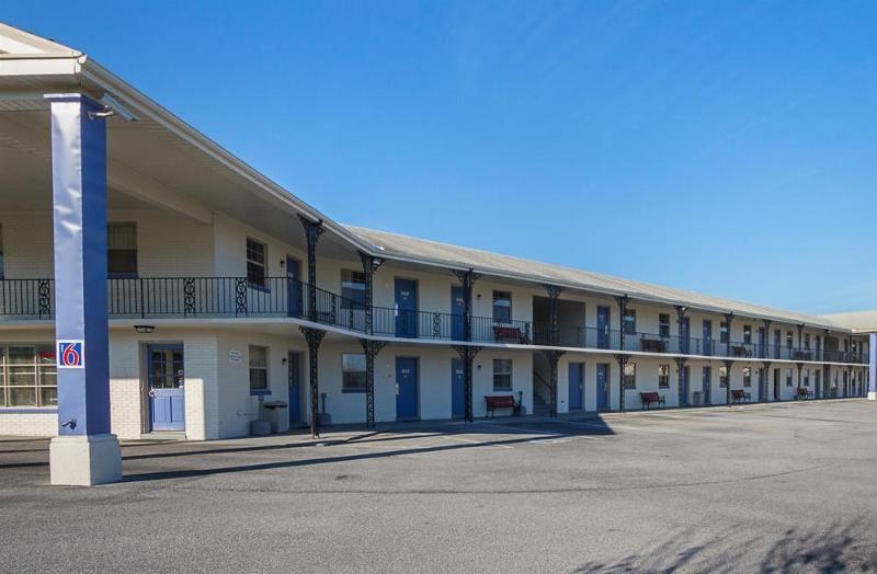 Wingate By Wyndham Mechanicsburg Exterior foto
